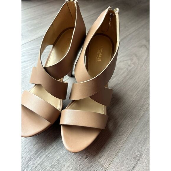 Michael Kors tupe tan heels Elena platform leather size 7.5 - Picture 1 of 7